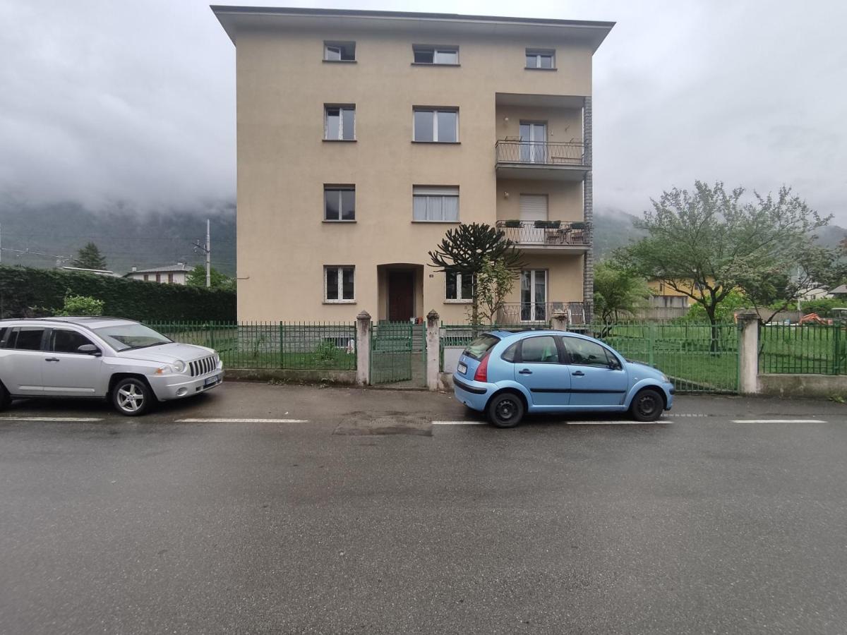 Tirano Express Luxury Apartments Exterior foto